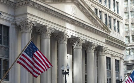 US sanctions Iraqi Banks, plans to ban foreign electronic payments