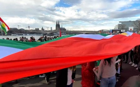 Kurds participate in largest Newroz celebration in Europe: Organizers