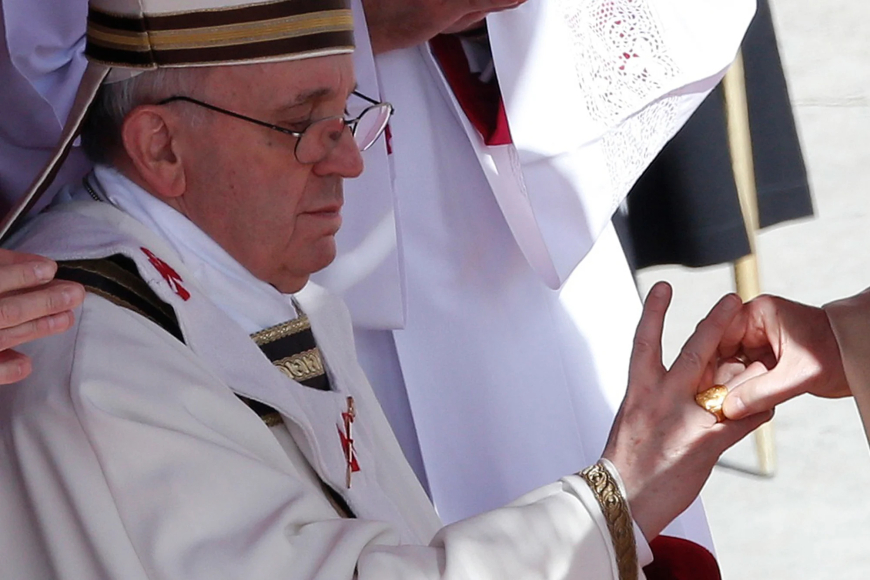 Why Pope Francis’ signet ring will be destroyed following his death