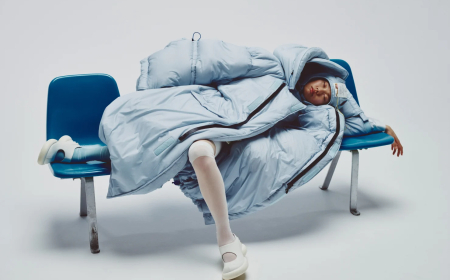 High-tech puffer jacket lets you sleep anywhere