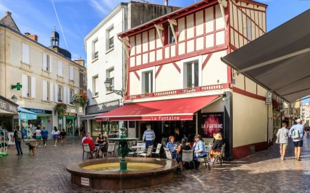 French resort town cracks down on ‘half-naked’ visitors