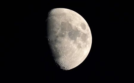 NASA wants US to be the first nation to put nuclear reactor on the moon