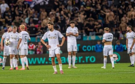 Aberdeen boss Jimmy Thelin reacts to costly penalty and red card as Europa League dream ends with 3-0 loss to FCSB in Romania