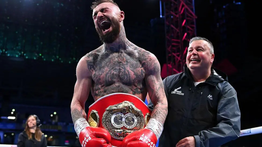 Belfast's Crocker beats Donovan to win world title