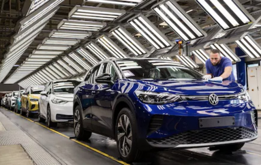 EU abandons petrol car ban