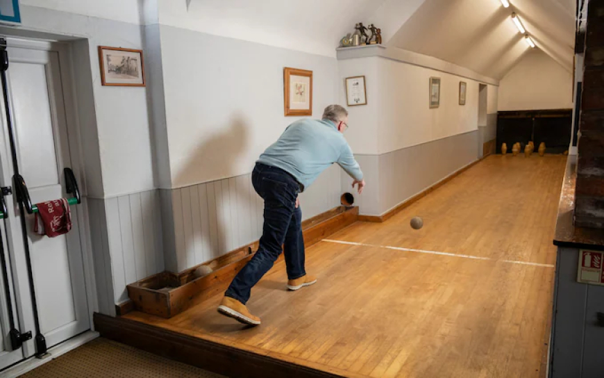 Last orders: The Old Ox Inn, Shillingstone – ‘Now we’ve closed, our older clientele can’t socialise’