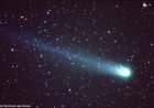 Hyakutake: stars through a comet's tail