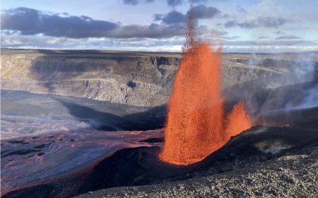 Lava bursts forth as Hawaii’s Kilauea volcano erupts