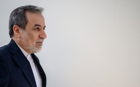 The iranian foreign minister arrives in baghdad for regional talks