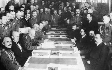 Soviet Russia recognizes Lithuanian independence in historic peace treaty