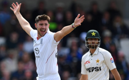 Root delivers perfect riposte to captaincy doubters as England hammer Pakistan