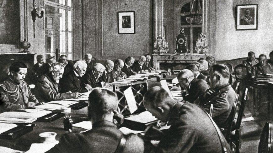 Treaty of Sèvres partitions the former Ottoman Empire