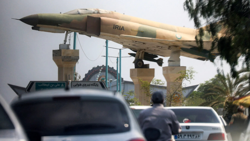 Iran and Qatar enter dispute over missing aviators